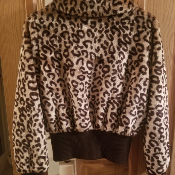 Jacket - Picture 2 of 3